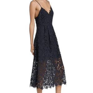 ASTR The Label Navy India Ink Womens Size Medium Sleeveless Lace Dress